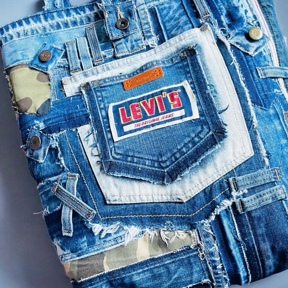 ‼️❤️SOLD❤️‼️HANDMADE UpCycled Denim Tote/Shoulder Bag • Made with ❤️ - Picture 5 of 11